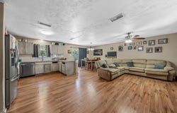 218 N Calhoun Street, Groesbeck, TX 76642