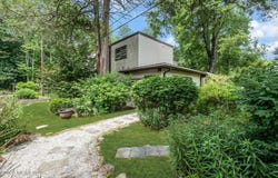 22 Pine Drive, Roosevelt, NJ 08555