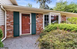 7871 GODOLPHIN Drive, SPRINGFIELD, VA 22153