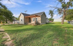 222 S 5th, Conway Springs, KS 67031