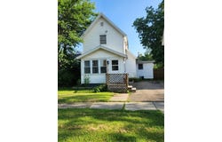 103 E Telegraph Street, Dowagiac, MI 49047