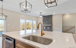 216 Fiddler's Close Road, Washington, MO 63068