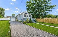 16 Elwin Place, Copiague, NY 11726