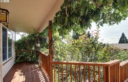 948 EDINBURGH Ct, Kelso, WA 98626
