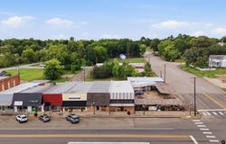 103 W Duval, Troup, TX 75789