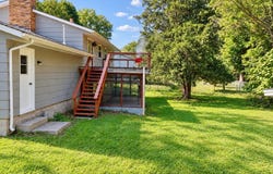 711 E North Drive, Marshall, MI 49068
