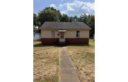 109 Walters Ave, Martin, TN 38237