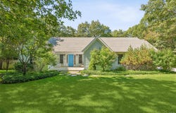 14 Hildreth Road, Hampton Bays, NY 11946