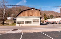 1002 Guyandotte, Mullens, WV 25882