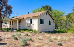 512 Pinenut Road, Coleville, CA 96107