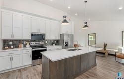 908 S Tinley Ave, Brandon, SD 57005
