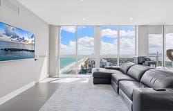 6365 Collins Ave, Miami Beach, FL 33141