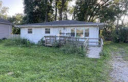 3028 Oakwood Street, Portage, IN 46368