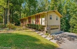 1119 W Outer Drive, Oak Ridge, TN 37830