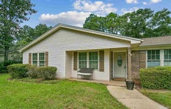 5638 Windham Rd, Milton, FL 32570