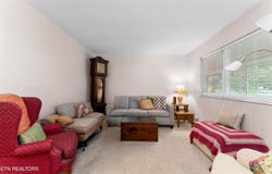 11916 Midhurst Drive, Knoxville, TN 37934