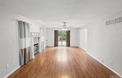 82 Spring Glen, Collinsville, IL 62234