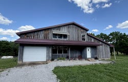 9452 Lynch Drive, Bucyrus, MO 65444