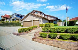 445 Somerset Circle, Corona, CA 92879