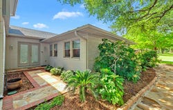 1943 Camelot Drive, Grapevine, TX 76051