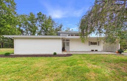 610 Cardinal Drive, Pulaski, VA 24301