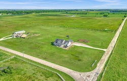 1553 South Road, Whitesboro, TX 76273
