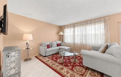 1069 Cornwall D, Boca Raton, FL 33434