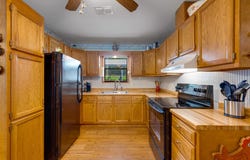 20 Waco, Elkhart, TX 75839