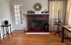 422 E Savannah St, Calhoun Falls, SC 29628