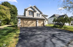 539 Capital Lane, Gurnee, IL 60031