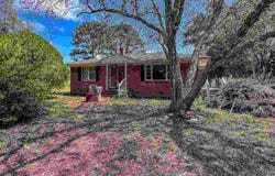 4701 Horace Matthews Rd, Effingham, SC 29541-3601