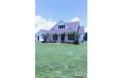 7521 Yucan Rd, Denham Springs, LA 70726