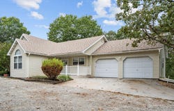 2597 Talking Rocks Road, Branson West, MO 65737