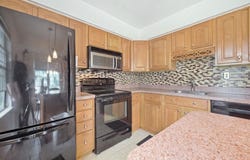 18 Waterview Dr, Galloway Township, NJ 08205