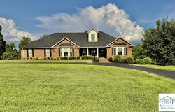 220 Owsley Dr, Martinsville, VA 24112