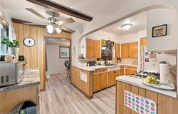 540 Roosevelt Avenue, Cuyahoga Falls, OH 44221