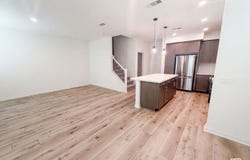 573 Winchester Dr, Oxnard, CA 93036