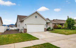 1487 E YELLOWSTONE Ave, Post Falls, ID 83854