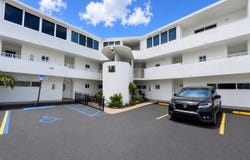 5611 W 25th Ct, Hialeah, FL 33016