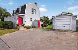 32 Gardner Ave, Swansea, MA 02777