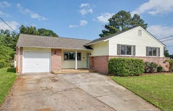 125 Pennwood Dr, Hampton, VA 23666