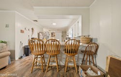 111 E Henry Street, Rayne, LA 70578