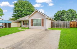 207 Chaffin Street, Bonham, TX 75418
