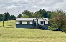 131 Melrose Drive, Rose Hill, VA 24281