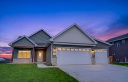 413 Chad Trail, Arlington, WI 53911