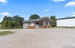 900 Hwy 42, Iberia, MO 65486