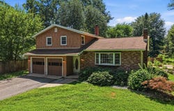 1 Corey St, Agawam, MA 01001