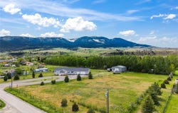 146 Canyon View, Livingston, MT 59047