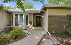519 S Partridge Ln, Derby, KS 67037