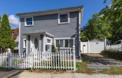 452 Tecumseh St, Fall River, MA 02721